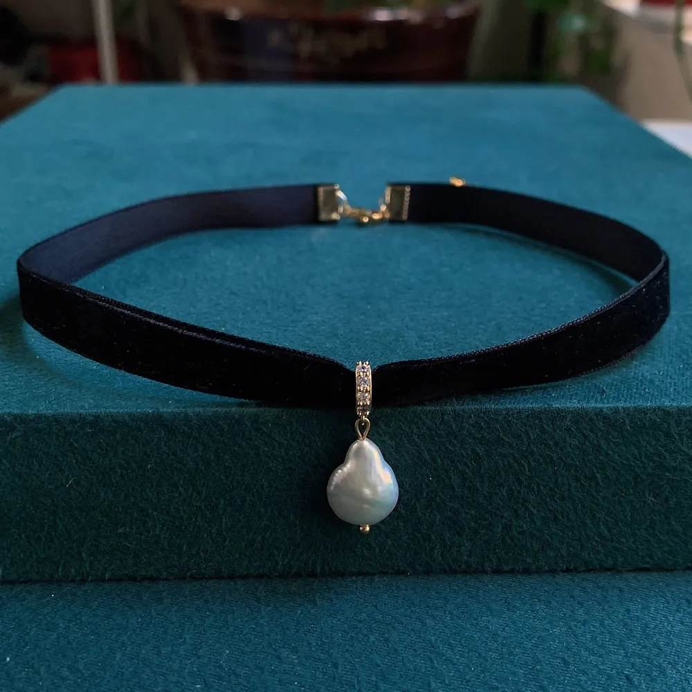 Black Velvet Ribbon Choker Irr - Pearl Choker Necklace Vintage review and price