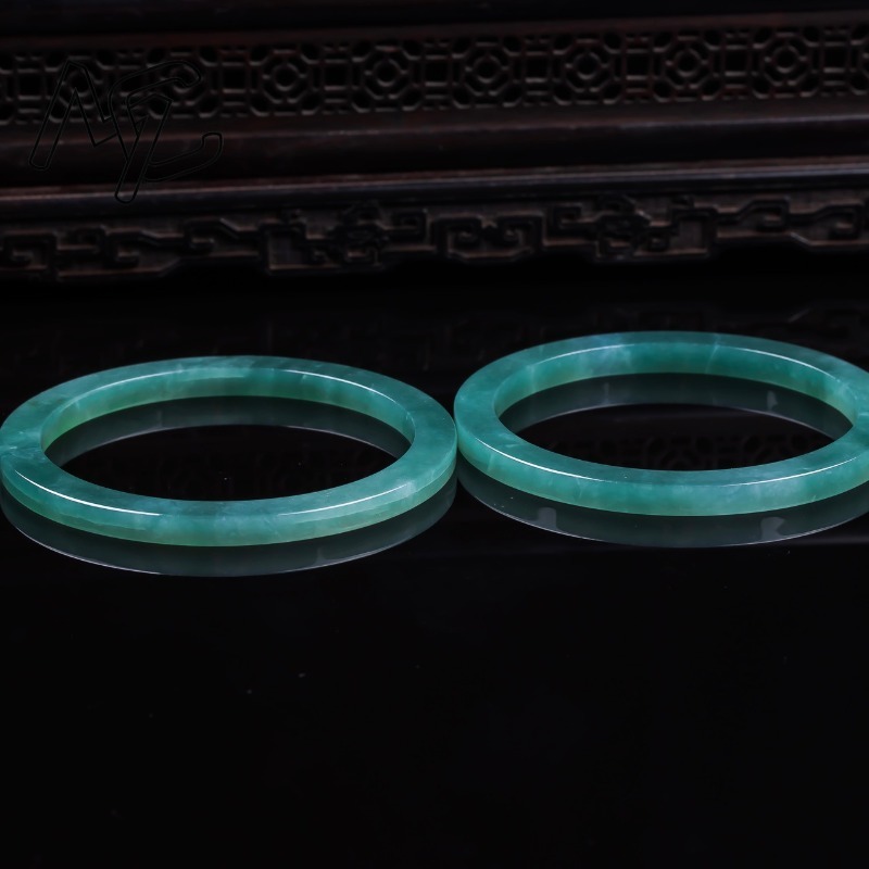 Natural Emerald 48-62mm Burmes - Bracelets review and price